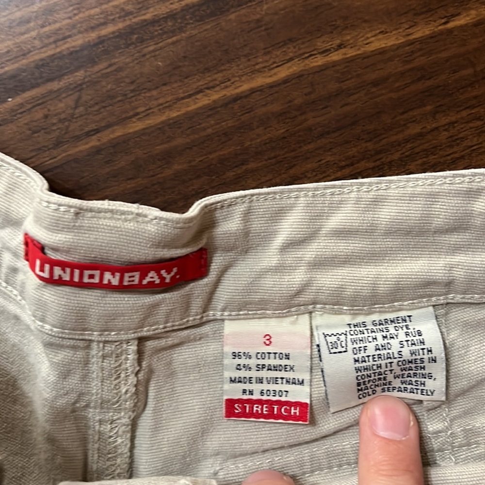 Unionbay khaki shorts size 3 - Picture 6 of 12